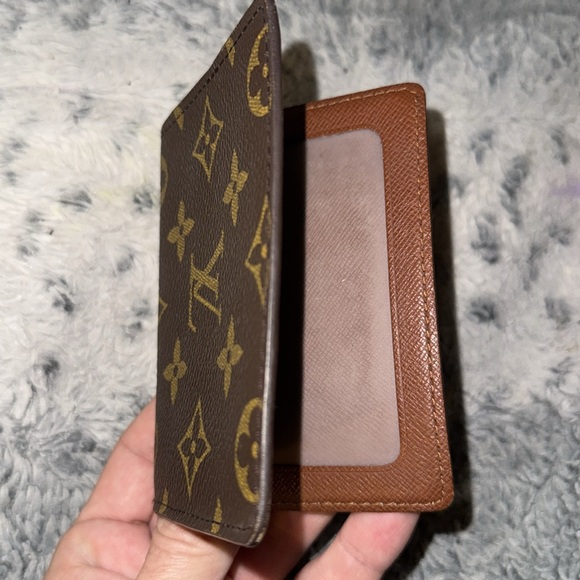Men’s or Women’s Louis Vuitton Card or ID holder! Preloved but Pristine vintage - Picture 9 of 14